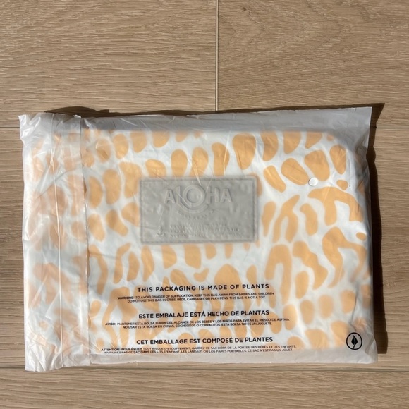 Aloha Collection small pouch - Picture 3 of 4